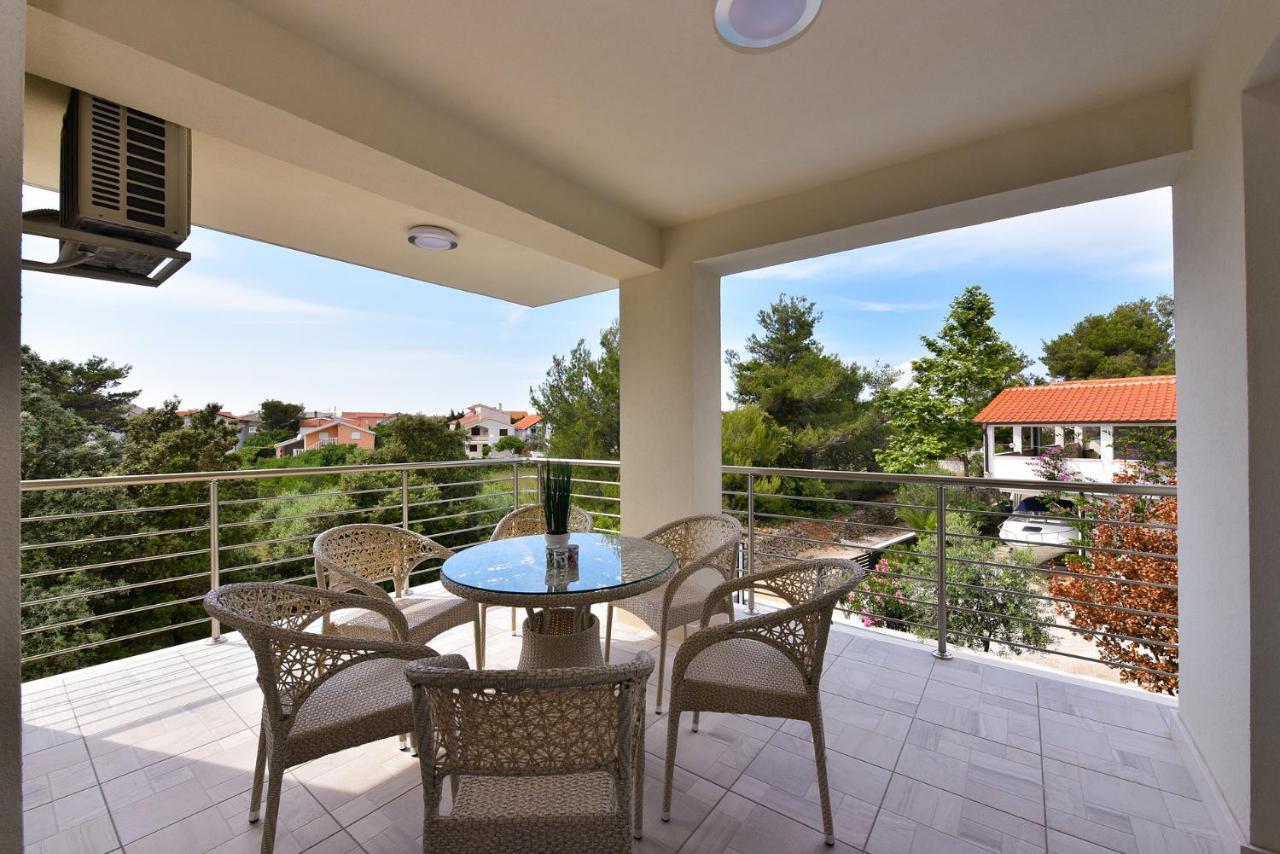 ויר Apartmani Iva מראה חיצוני תמונה